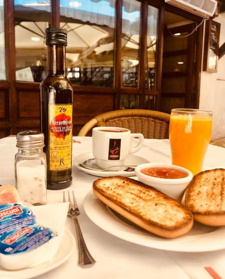 Hotel Rural Plaza Mayor Chinchón Екстериор снимка