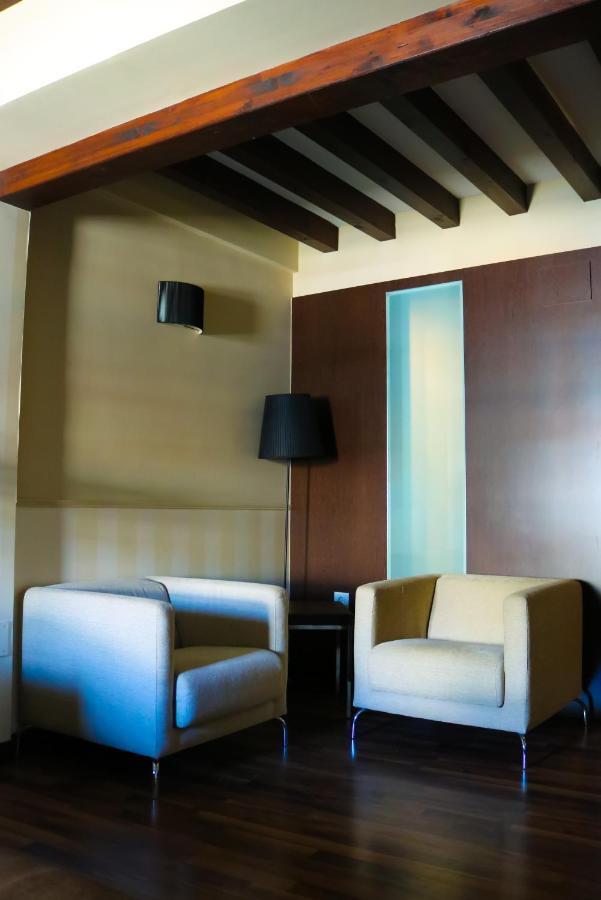 Hotel Rural Plaza Mayor Chinchón Екстериор снимка