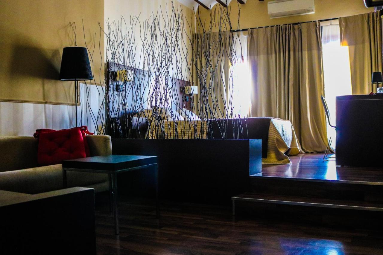 Hotel Rural Plaza Mayor Chinchón Екстериор снимка